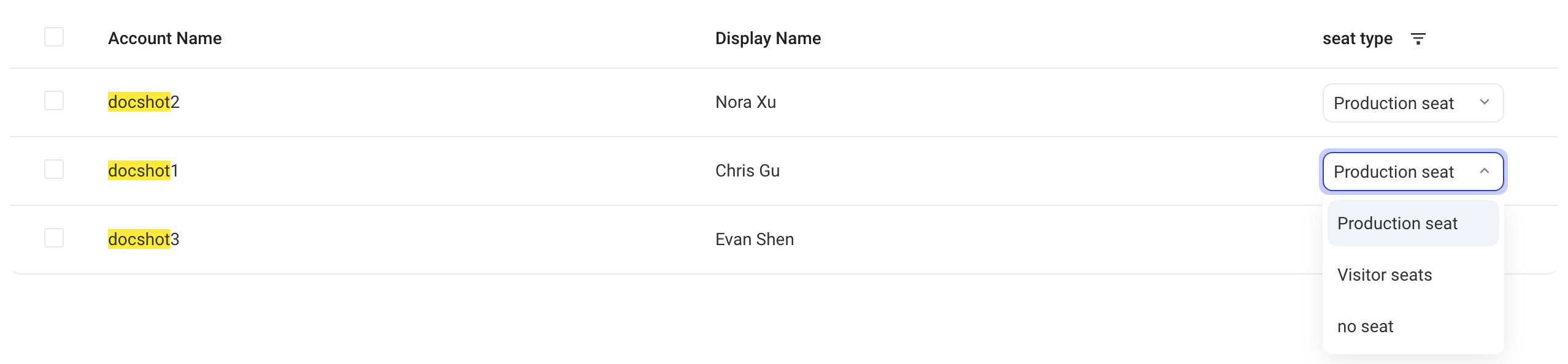 展开某个成员的席位类型下拉，可选制作席位、访问席位、无席位